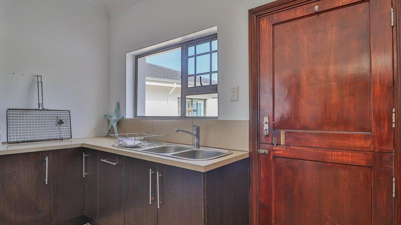 To Let 6 Bedroom Property for Rent in Pinnacle Point Golf Estate Western Cape